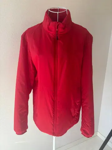 UNIQLO 빨간색 나일론 자켓 프론트 지퍼