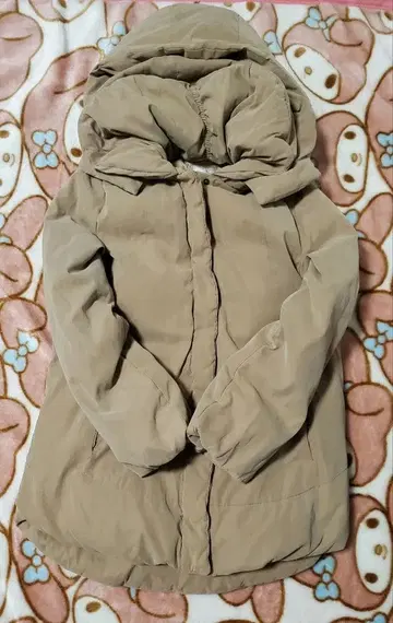 코코딜 다운 자켓 다운 코트 베이지