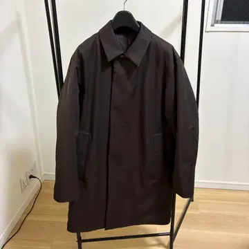 유니클로C 퍼프테크 하프 코트 DARK BROWN S 사이즈