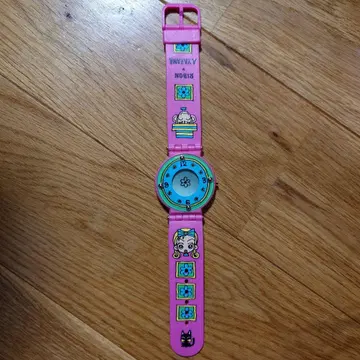 그녀는 예뻤다 손목시계