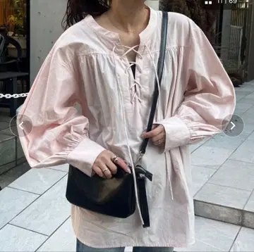 레이스업 튜닉 기장 개더 블라우스