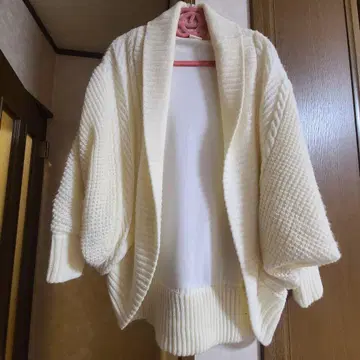 [ 시착만 한 상품 ] ag by aquagirl 아이보리 니트 가디건