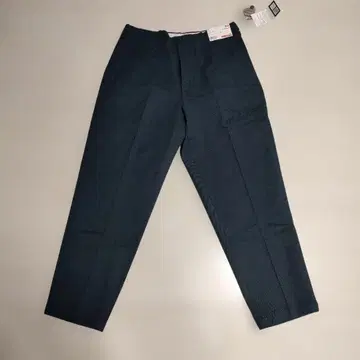 유니클로 U 와이드 핏 테이퍼드 앵클 치노 79 블루 새상품