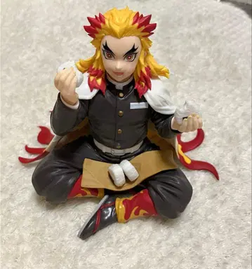 귀멸의 칼날 프리미엄 쵸코노세 피규어 렌고쿠 쿄쥬로