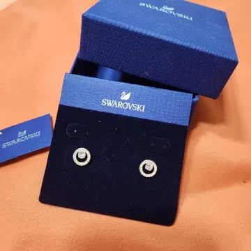 SWAROVSKI Creativity 스터드 귀걸이