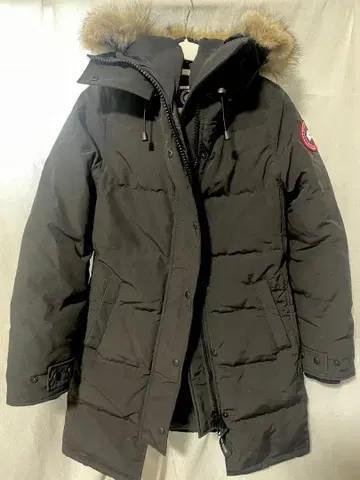 Canada Goose 블랙 다운 자켓 M 사이즈