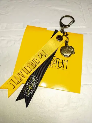 미세스 바벨 가챠 키링 E