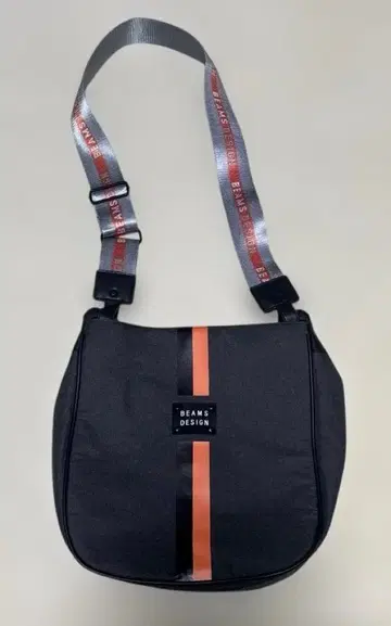 BEAMS DESIGN 숄더백