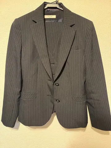 그레이 스트라이프 비즈니스 정장 자켓