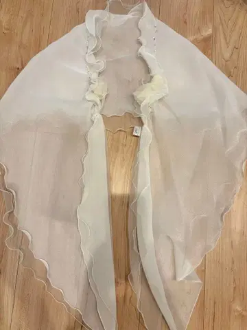 브라이덜 스톨 화이트