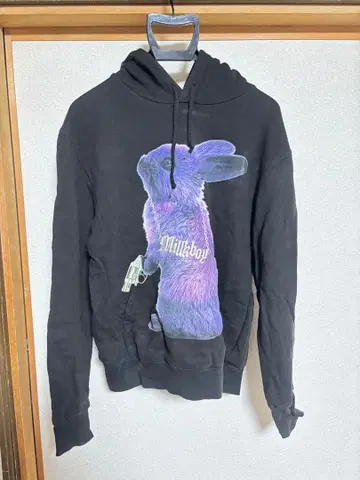 MILKBOY 밀크보이 후드티 RIOT RABBIT
