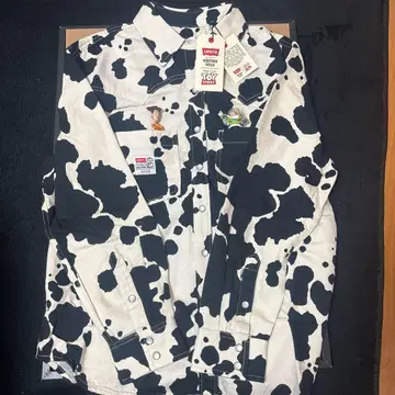 Levi's x toystory 콜라보