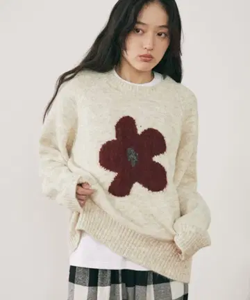 merlot 플라워 모티브 니트