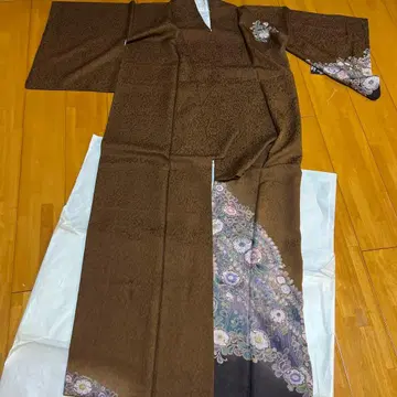 브라운 꽃무늬  기모노