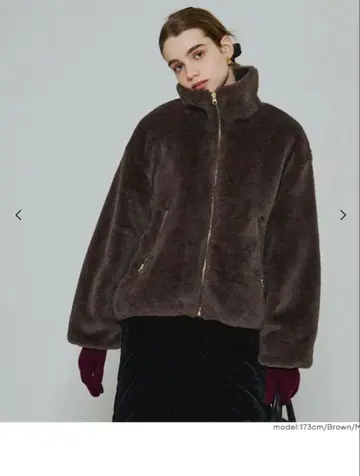 coca [ M사이즈 ] 워셔블 인조 모피 스탠드 카라 블루종 브라운