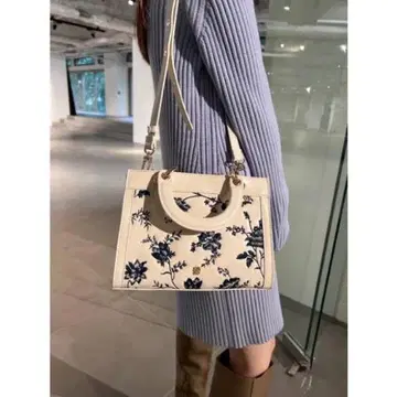 스나이델 토와루도 주이 콜라보 백