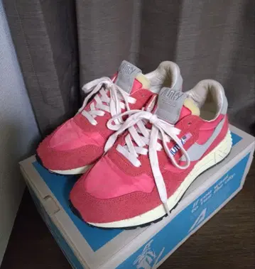 [ 사이즈 37 ] AUTRY REELWIND LOW WOM