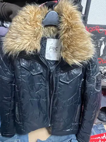 ARK RUSSIA 블랙 다운 자켓 M