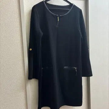 블랙 롱 튜닉 (지퍼 포함)