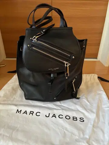 MARC JACOBS 블랙 가죽 백팩