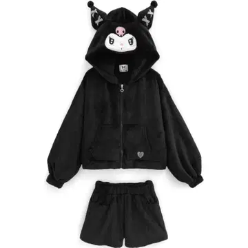 산리오 캐릭터즈 쿠로미 후드티 x 숏팬츠 셋업