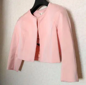 미사용 초특가 폴카 (PAULE KA) 36 사이즈 자켓 핑크