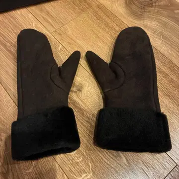 새상품 다크 브라운 스웨이드 미튼 겨울용