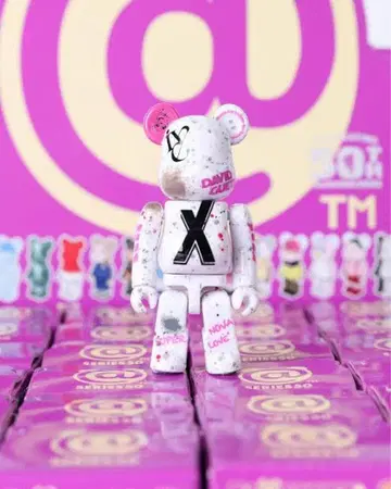 새상품 베어브릭 시리즈 50 David Guetta 시크릿