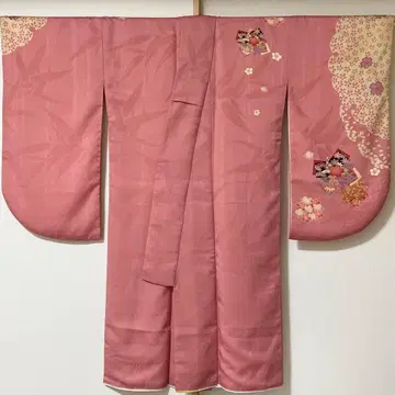 핑크 꽃무늬 후리소데