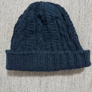CALA 네이비 케이블 짜임 니트 모자