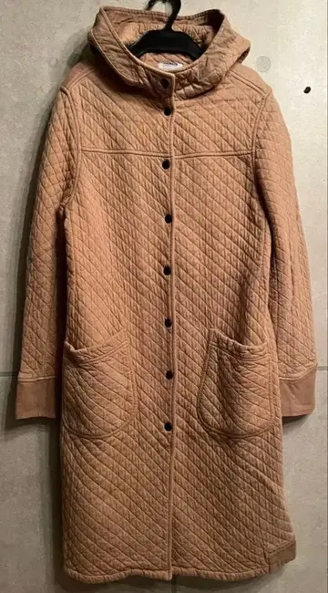 ARMEN 아르멘 코튼 퀼팅 후드 부착 코트