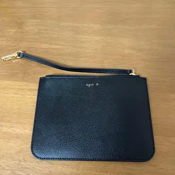 Agnes b 아그네스베 블랙 가죽 파우치 골드 지퍼