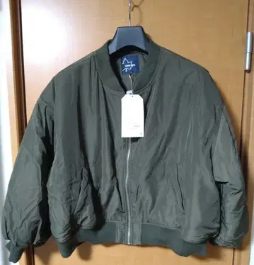 [ 미사용 새상품 ] LOGOS DAYS MA-1 타입 점퍼 LL