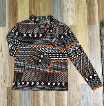 하나에모리 기하학 패턴 긴팔 니트 스웨터 M 사이즈