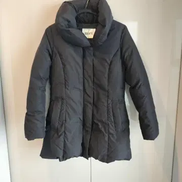 그레이 후드 부착 다운 자켓