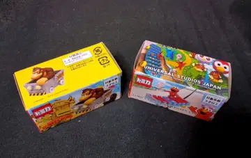 유니버셜 한정판 돈키콩&엘모의 어트랙션 토미카 세트