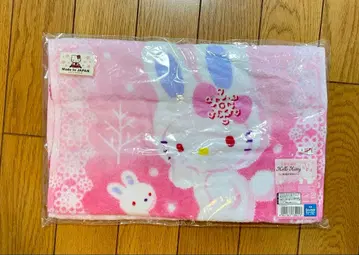 [ 홋카이도 한정 헬로키티 타월 핑크 ]