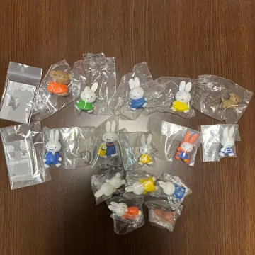 미피 나란히 2 & 새근새근 프렌드 가챠 컴프 세트