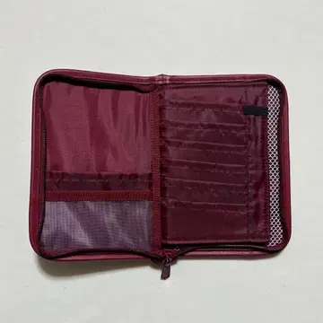 버건디 나일론 파우치