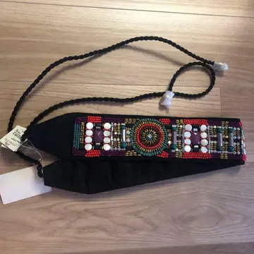 AND A 비즈 장식 벨트 미사용 새상품