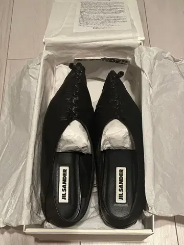 [ 새상품급 ] JIL SANDER 플랫슈즈 사이즈 36