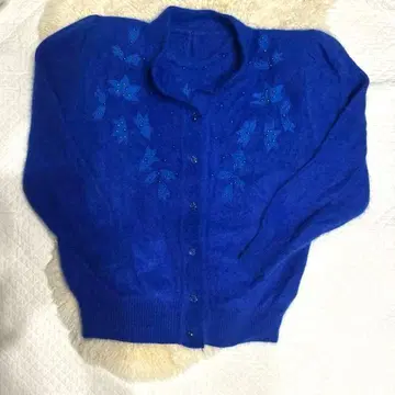 파란 꽃 무늬 울 가디건