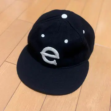 evisen ebbets field 울 캡 블랙