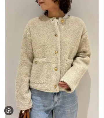 미라 오웬 금장 버튼 노카라 컴팩트 라메 니트 자켓 IVR 1 사이즈