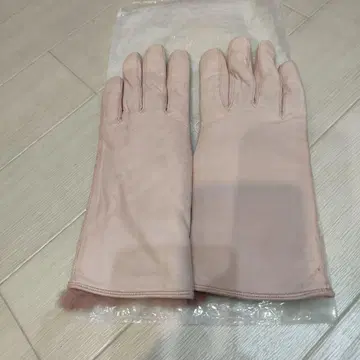 셀모네타 핑크 가죽 장갑 퍼 포함