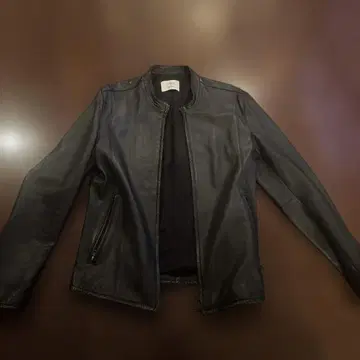 STUDIOUS 블랙 가죽 자켓 사이즈 2