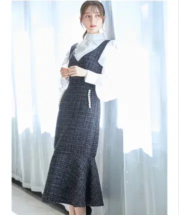 포켓 펄 장식 머메이드 라인 트위드 오버롤 스커트