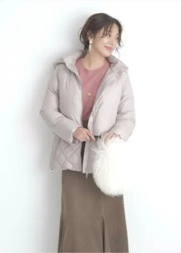 저스길리티 숏 다운 자켓