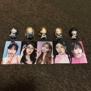 르세라핌 어깨 쿵 컴프 트레이딩 카드