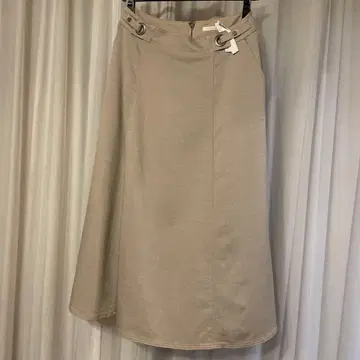 베이지 플레어 스커트 사이드 지퍼